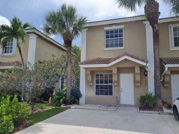 362 SW 122nd Ave, Unit 362, Pembroke Pines, FL 33025
