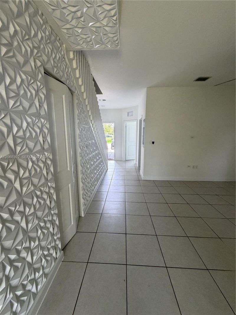 2739 SE 17th St, Homestead, FL 33035 Photo