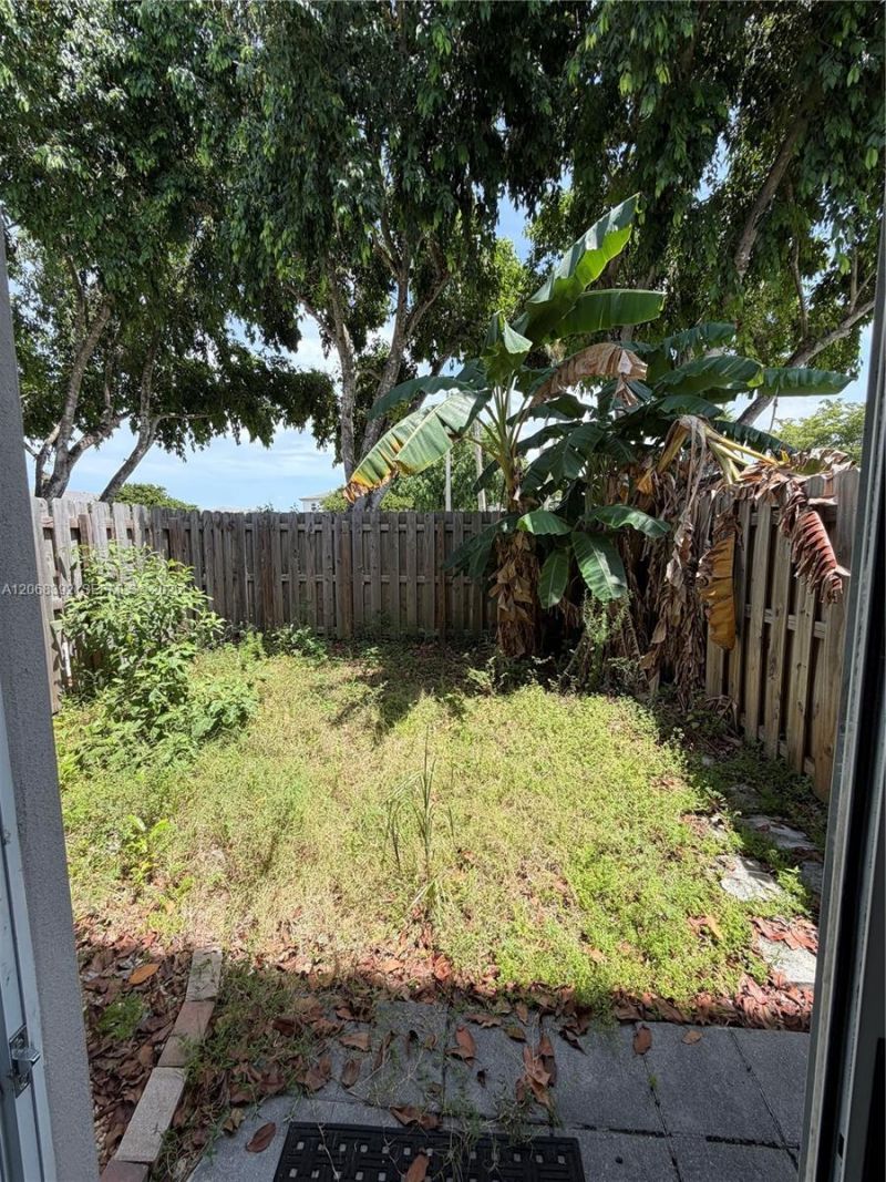 2739 SE 17th St, Homestead, FL 33035 Photo