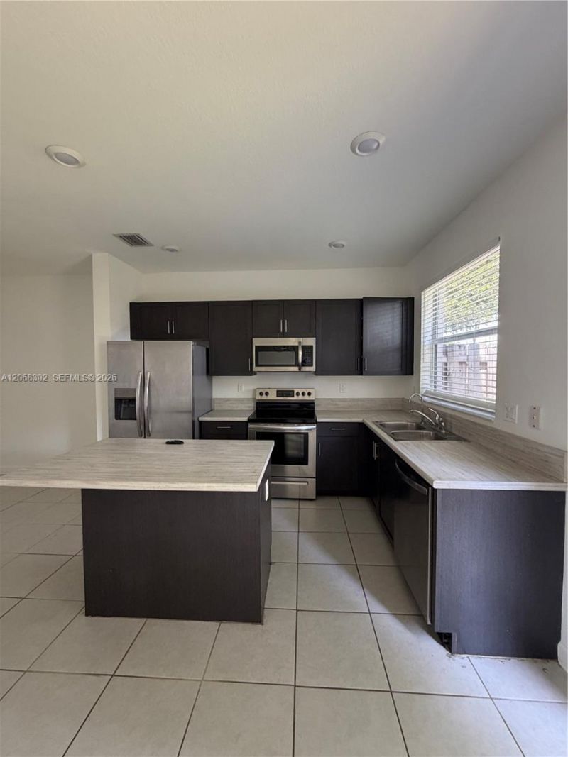 2739 SE 17th St, Homestead, FL 33035 Photo