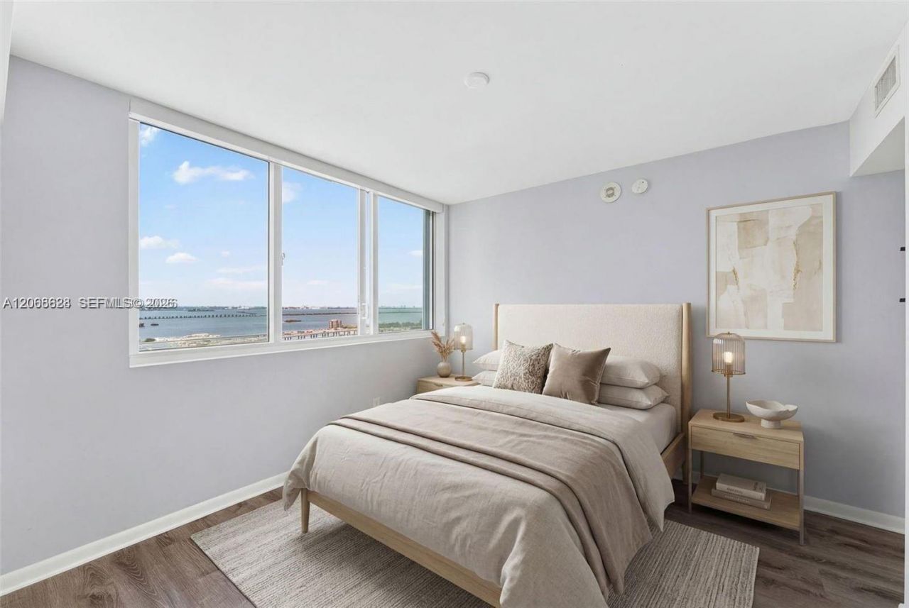 244 Biscayne Blvd , Unit 3702, Miami, FL 33132 Photo