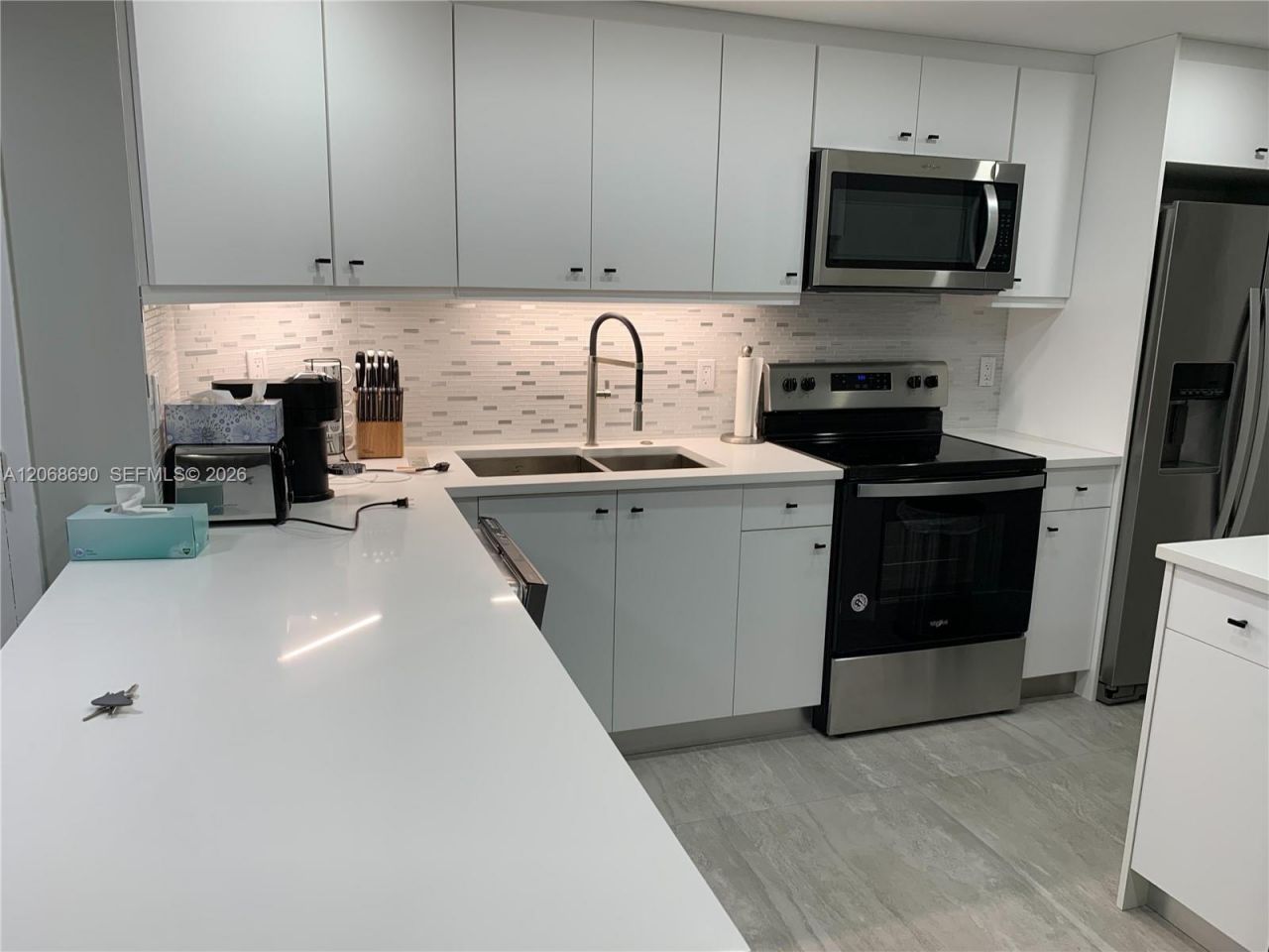 100 Golden Isles Dr, Unit 409, Hallandale Beach, FL 33009 Photo