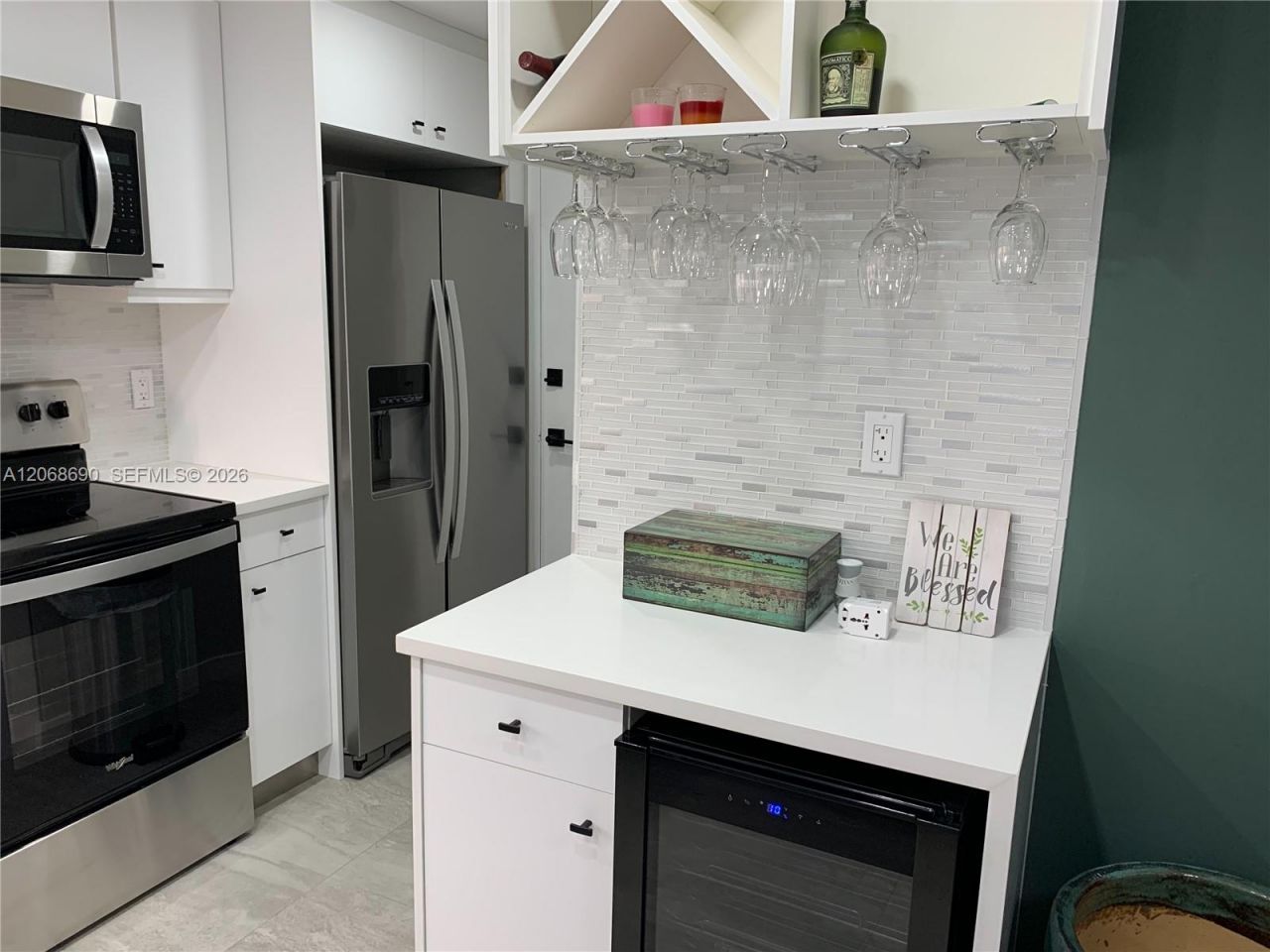 100 Golden Isles Dr, Unit 409, Hallandale Beach, FL 33009 Photo