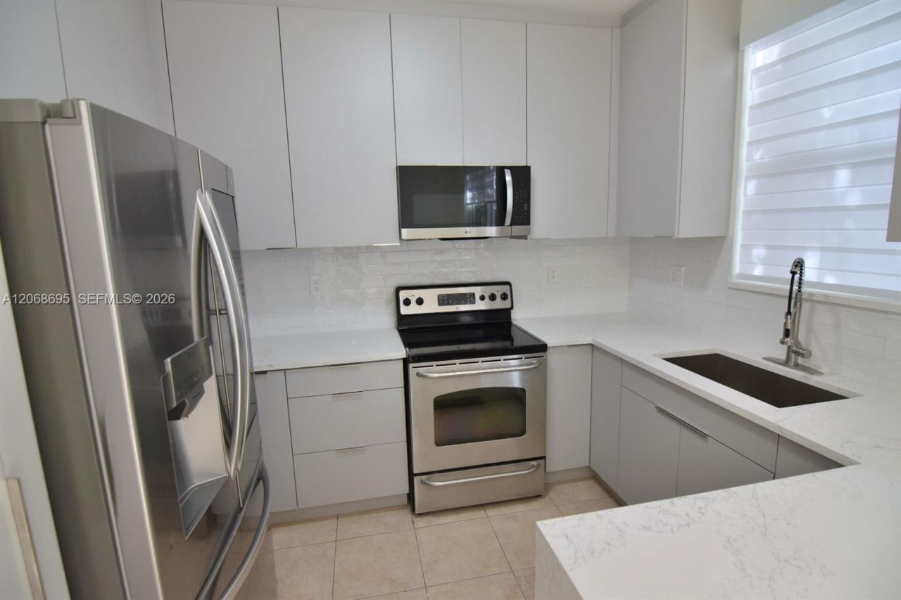 7855 NW 110th Ave , Unit 7855, Doral, FL 33178 Photo