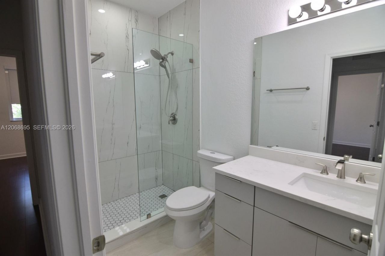 7855 NW 110th Ave , Unit 7855, Doral, FL 33178 Photo