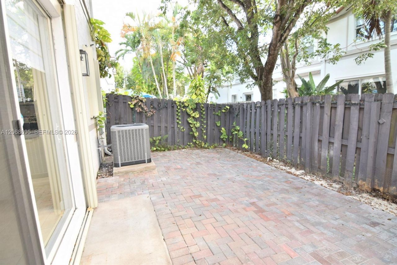 7855 NW 110th Ave , Unit 7855, Doral, FL 33178 Photo