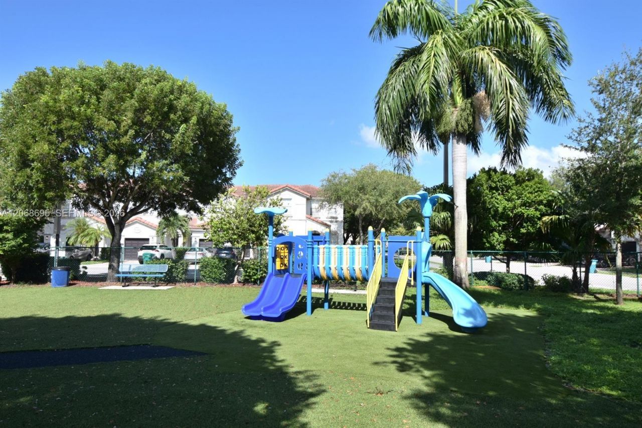 7855 NW 110th Ave , Unit 7855, Doral, FL 33178 Photo