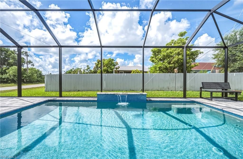 310 NW 14th St , Cape Coral, FL 33993 Photo