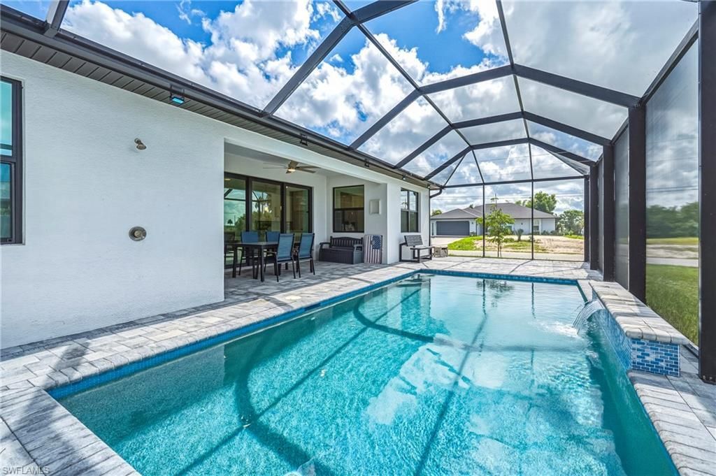 310 NW 14th St , Cape Coral, FL 33993 Photo