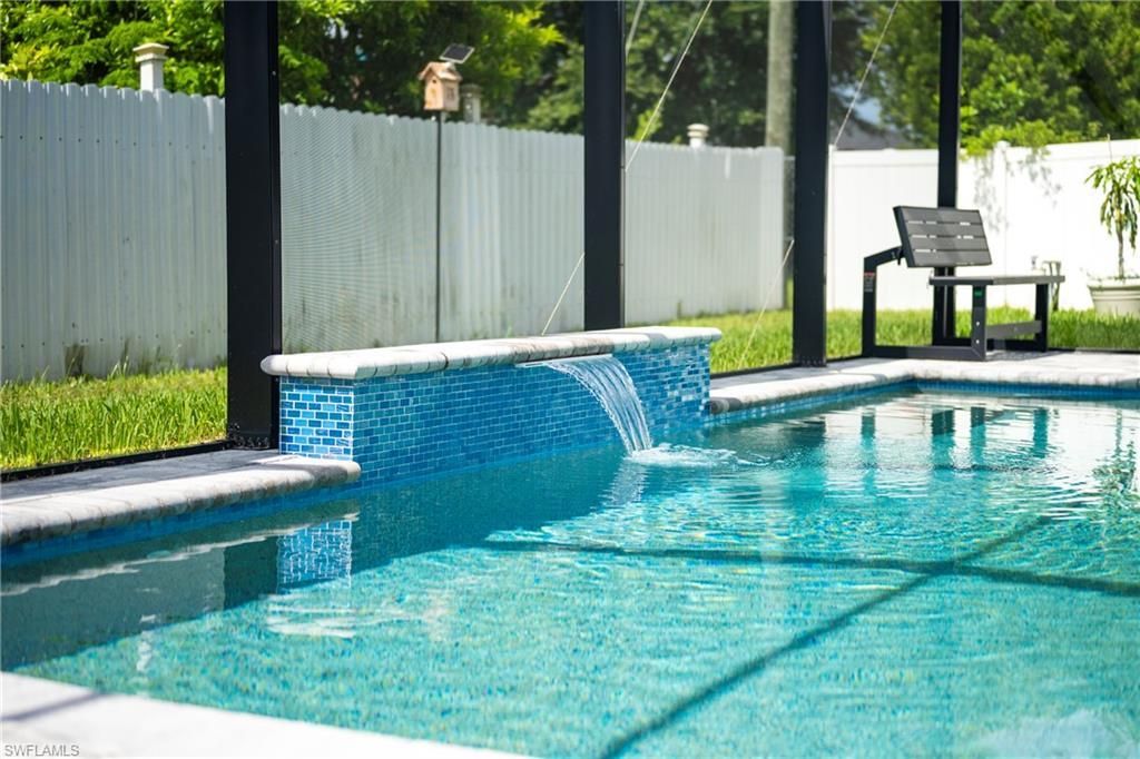 310 NW 14th St , Cape Coral, FL 33993 Photo