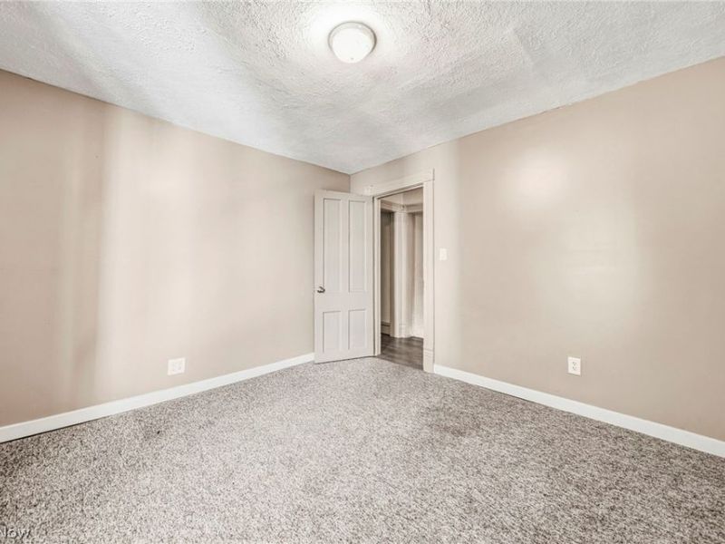 305 W 53rd Street, Ashtabula, OH 44004 Photo 17