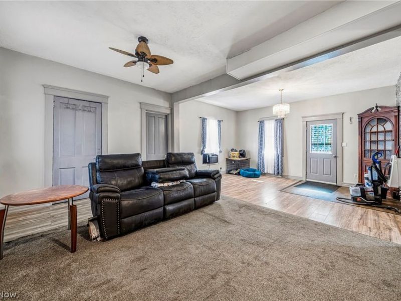 305 W 53rd Street, Ashtabula, OH 44004 Photo 6