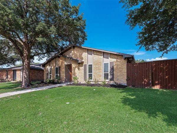 5903 Mimosa Lane , Rowlett, TX 75089