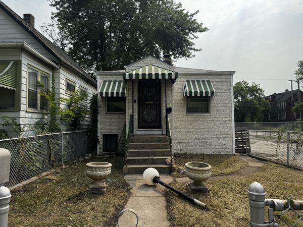 2589 Jefferson Street, Gary, IN 46407