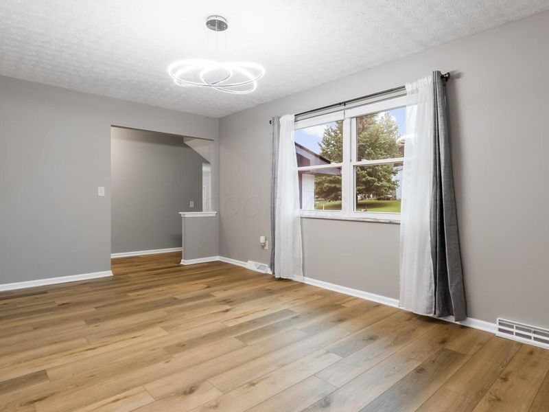 6641 Kennington Square S, Pickerington, OH 43147 Photo 9