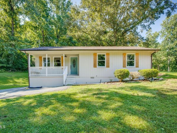 301 Larkspur Drive, Kingsport, TN 37660
