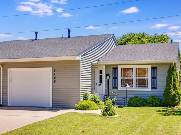 2128 Ivy Court, Champaign, IL 61821
