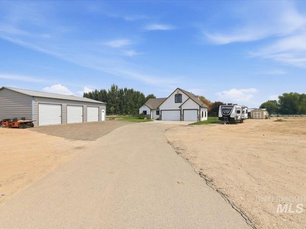 11650 Willis Dr, Middleton, ID 83644