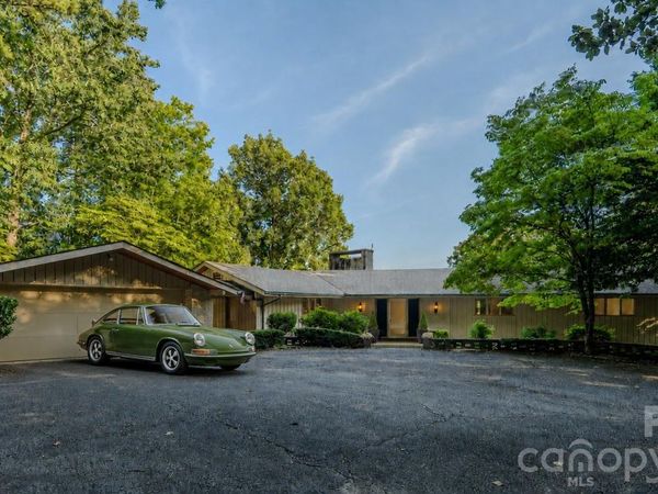 1225 Hogback Mountain Road, Tryon, NC 28782