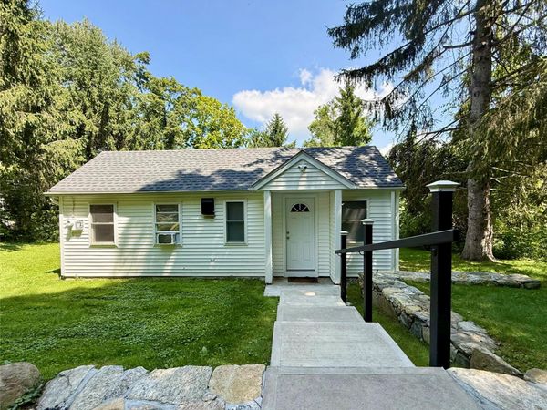 12 Red Brook Road , Mahopac, NY 10541