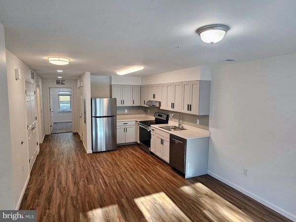 200 HAMILTON AVENUE, Unit 112, TRENTON, NJ 08609
