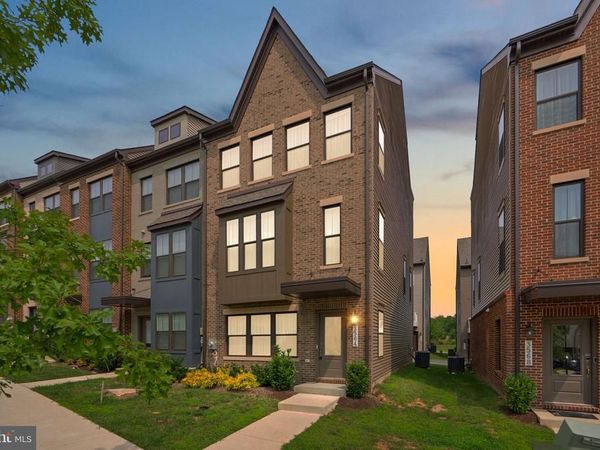 3564 STELLA BLUE DRIVE, HYATTSVILLE, MD 20782