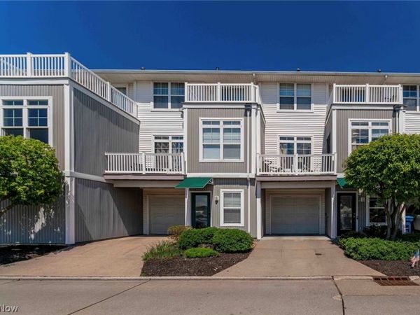 281 W Marina Parkway, Lorain, OH 44052
