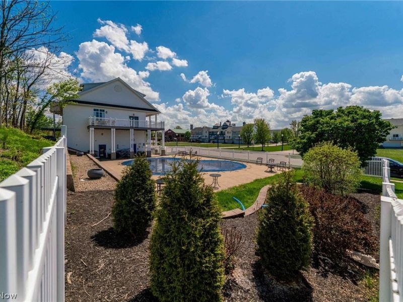 281 W Marina Parkway, Lorain, OH 44052 Photo 26
