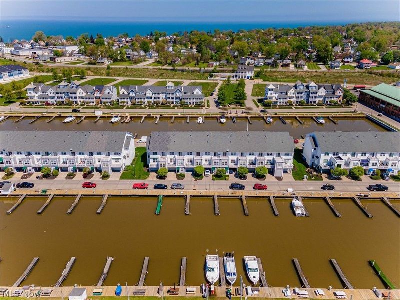 281 W Marina Parkway, Lorain, OH 44052 Photo 28