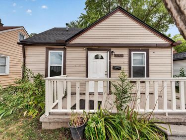 22524 Mac Arthur Boulevard, Warren, Mi 48089