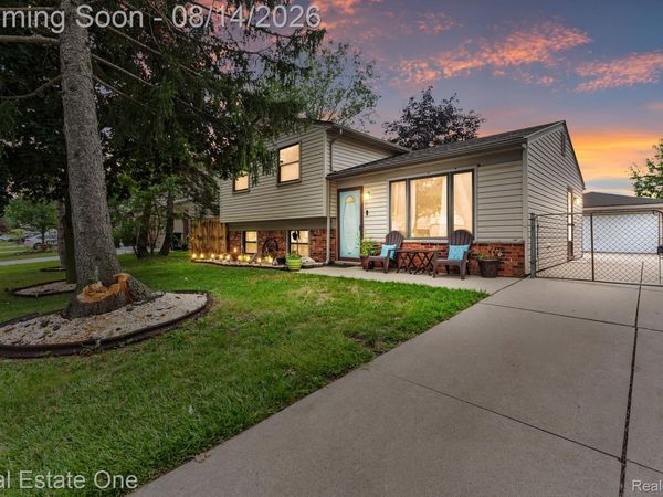 30374 Torry Avenue, Flat Rock, Mi 48134