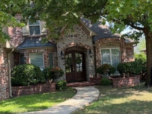 5401 S 44th Street , Rogers, AR 72758