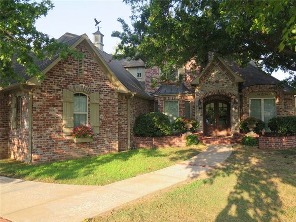 5401 S 44th Street , Rogers, AR 72758
