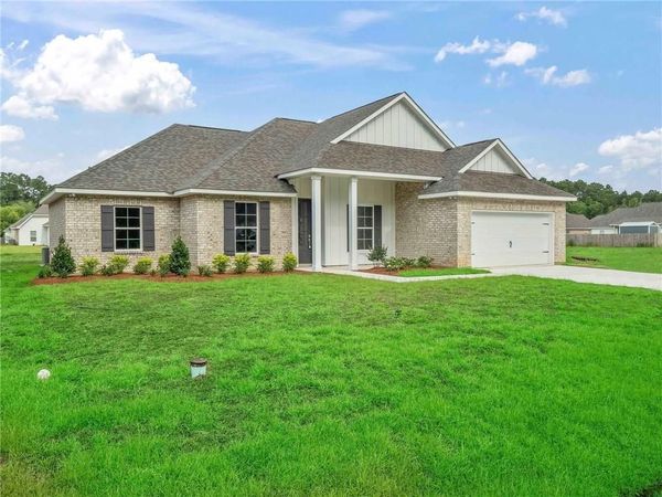 72661 ROBINDALE Drive , Covington, LA 70435