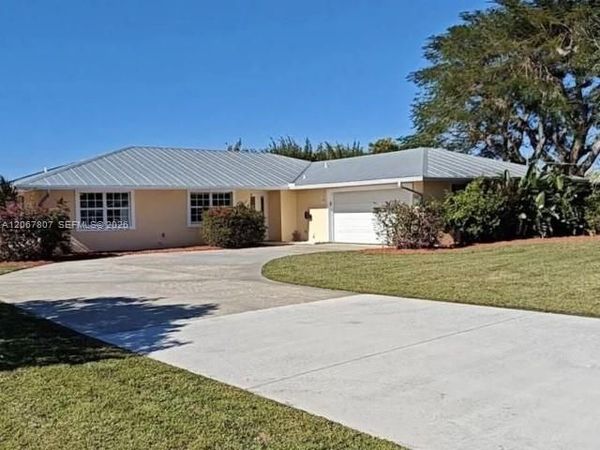 2472 NW Everglades Blvd , Stuart, FL 34994