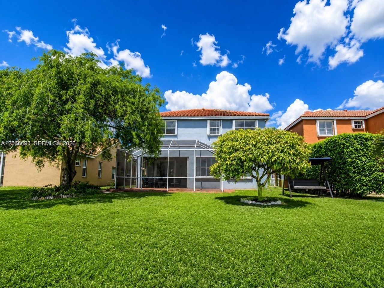 963 Falling Water Rd , Weston, FL 33326 Photo