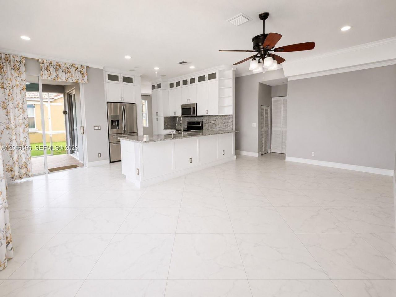 963 Falling Water Rd , Weston, FL 33326 Photo