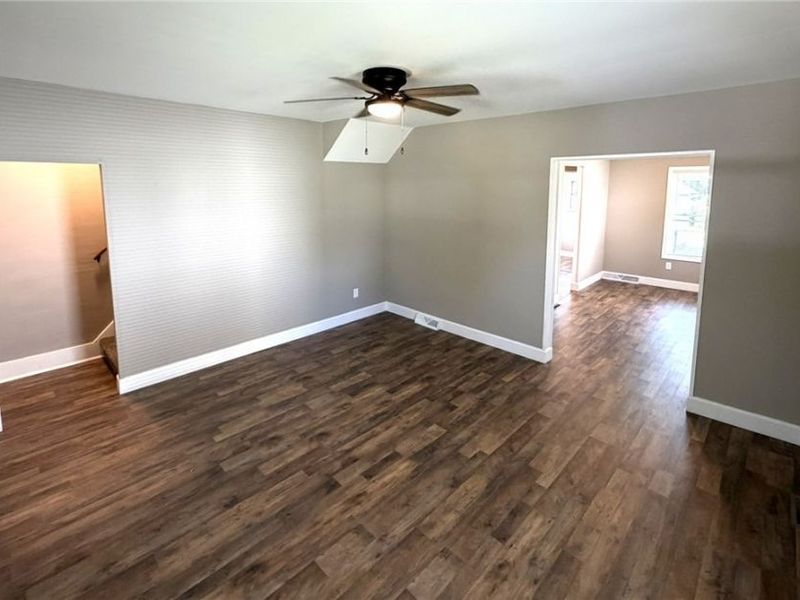 412 Iddings Avenue SE, Warren, OH 44483 Photo 6