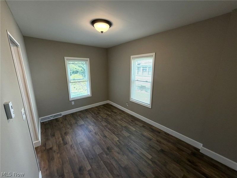 412 Iddings Avenue SE, Warren, OH 44483 Photo 8