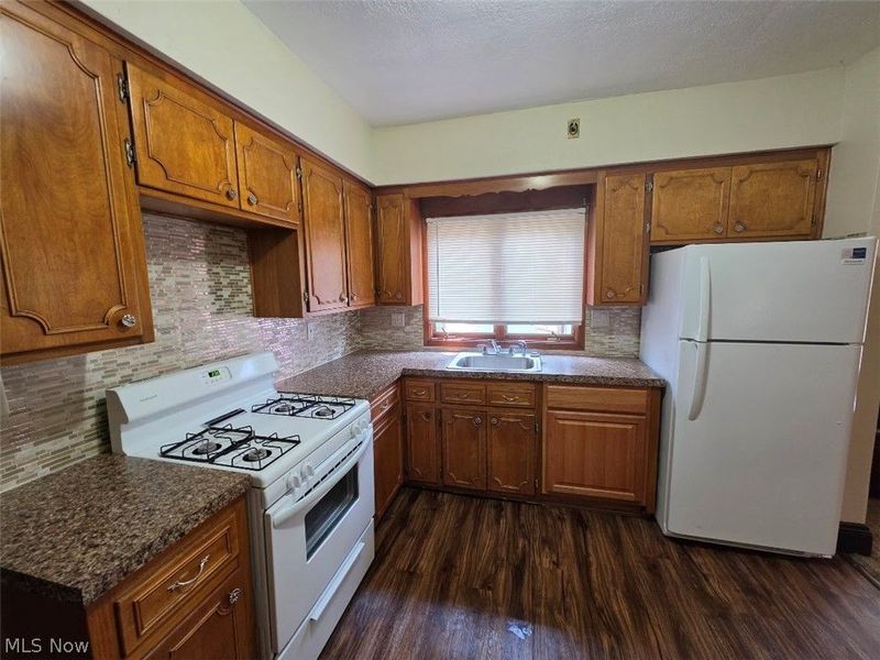 4100 Mapledale Avenue, Unit #2, Cleveland, OH 44109 Photo 4