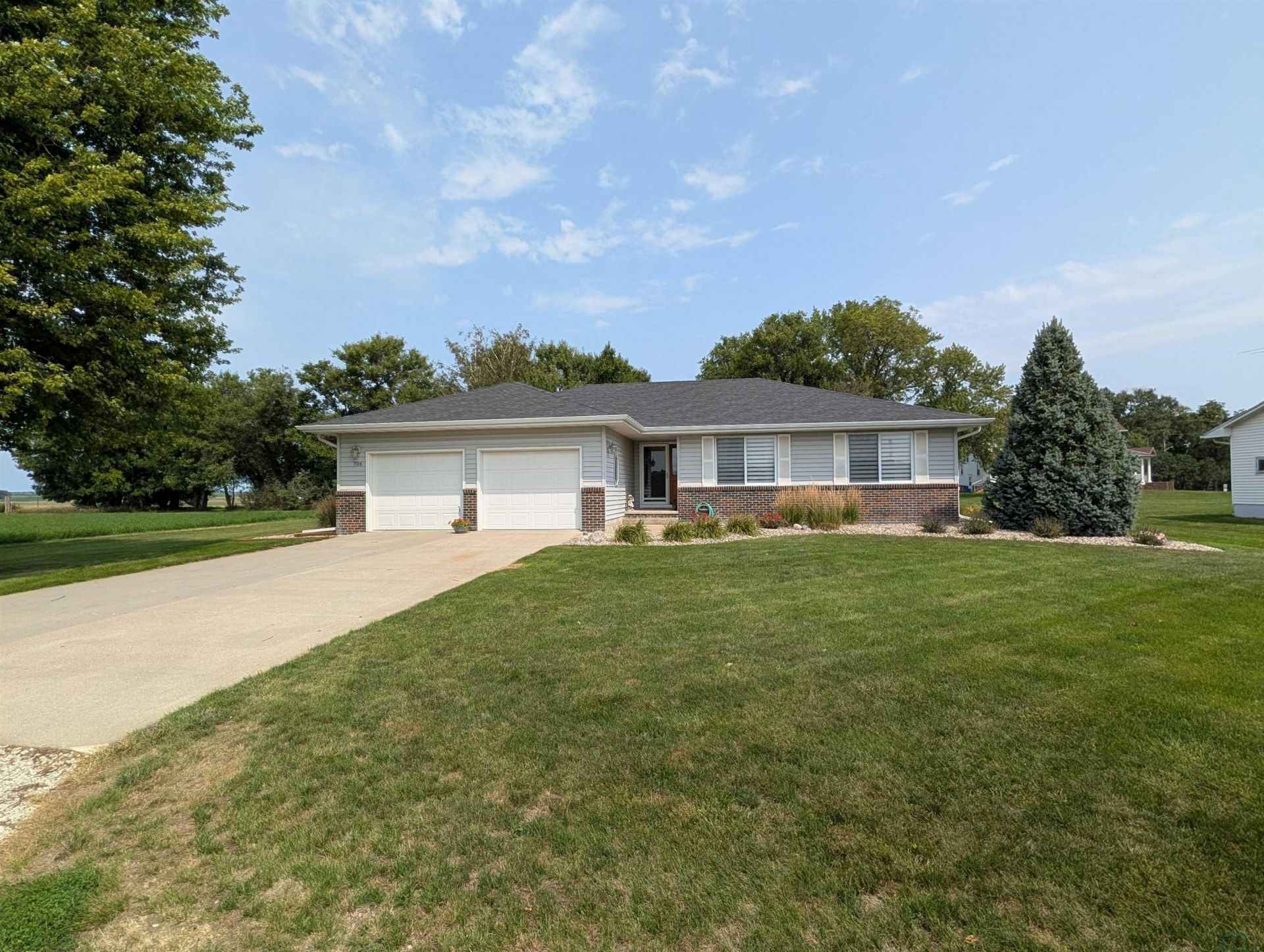 706 W 2nd Street, Wakefield, NE 68784 Main Photo