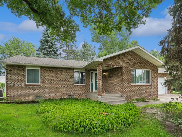 315 S Juniata Street , Blue Grass, IA 52726