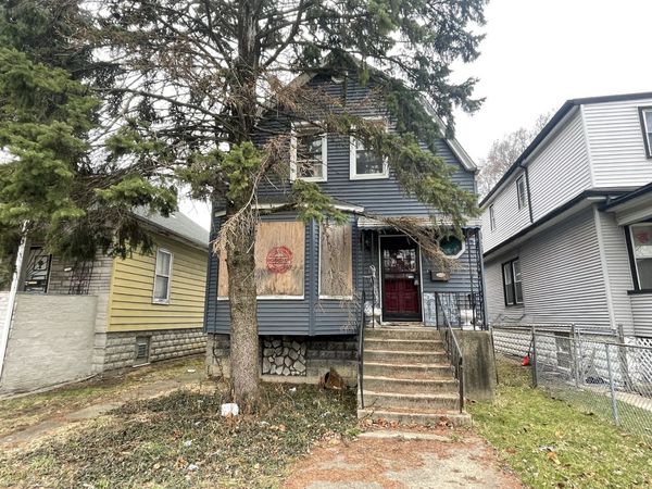 8816 S Lowe Avenue , Chicago, IL 60620