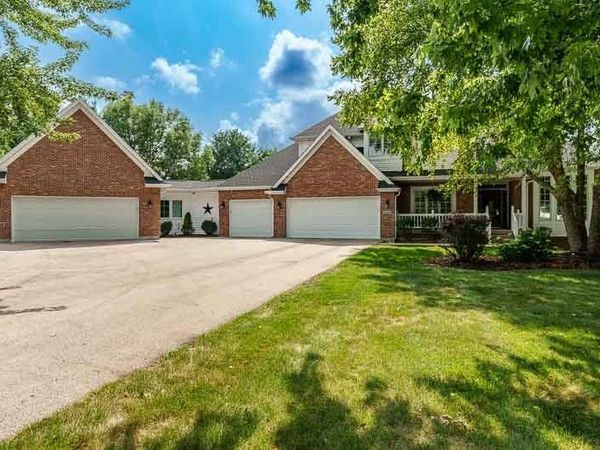 9850 RIDGE Way, ROCKFORD, IL 61107