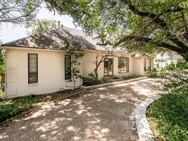 1909 Dakar Road E, Fort Worth, TX 76116