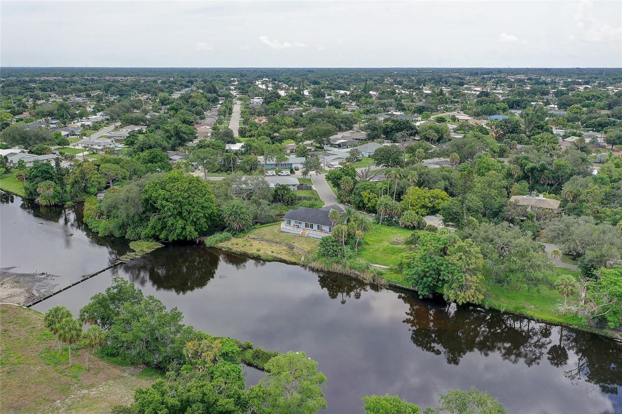 3214 N Seclusion Drive, Sarasota, FL 34239 Photo