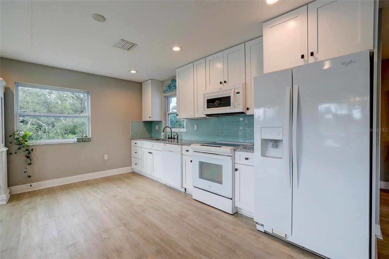 3214 N Seclusion Drive, Sarasota, FL 34239 Photo