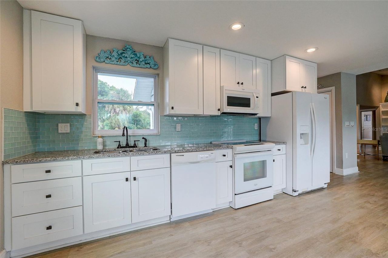 3214 N Seclusion Drive, Sarasota, FL 34239 Photo