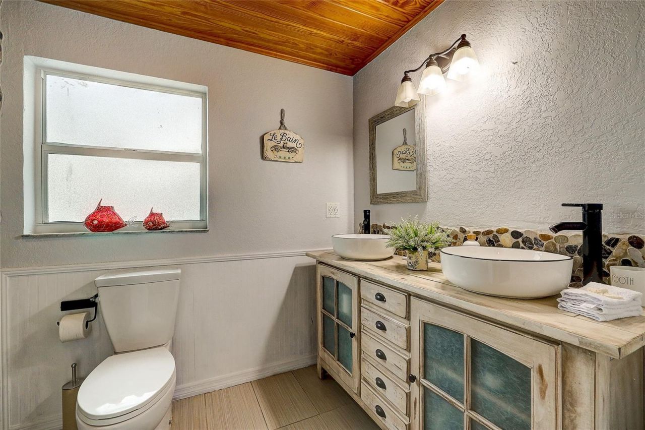 3214 N Seclusion Drive, Sarasota, FL 34239 Photo