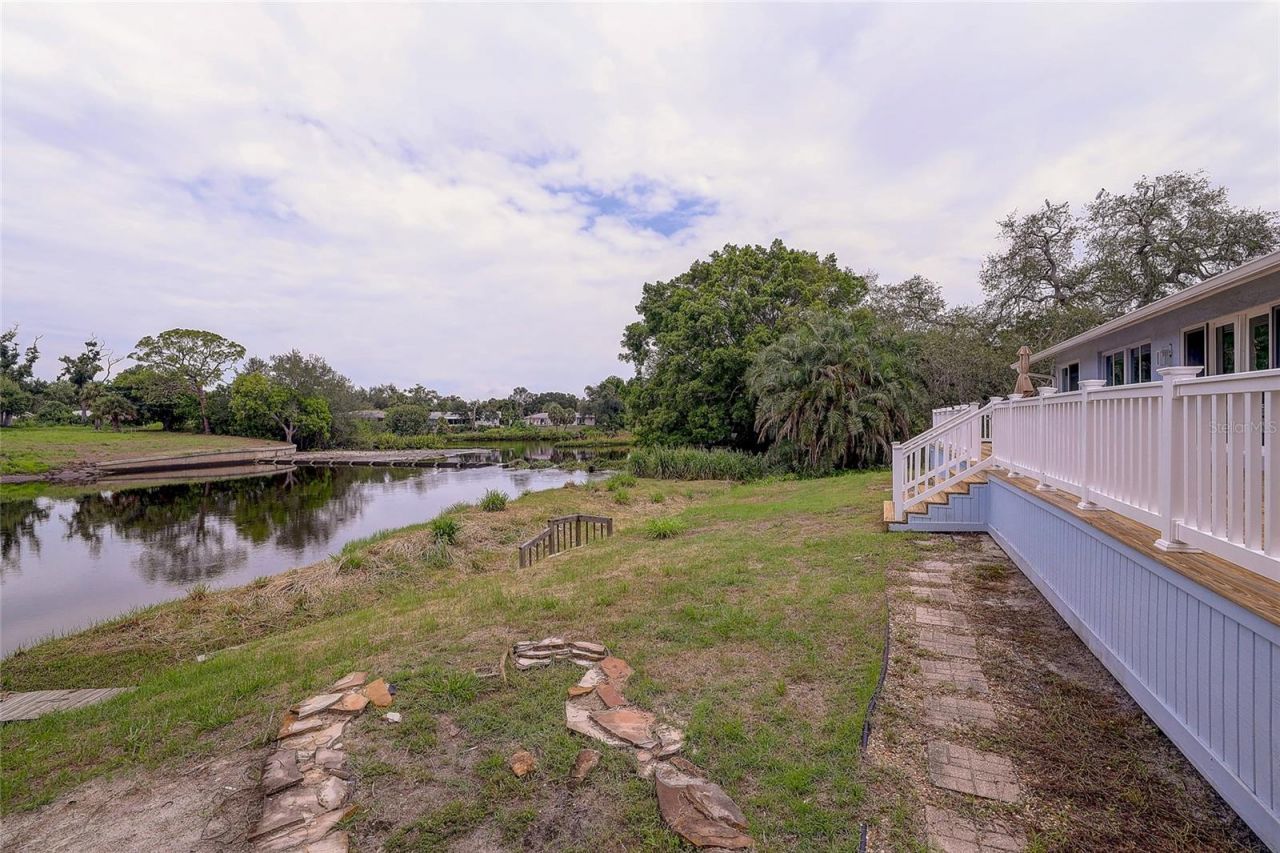 3214 N Seclusion Drive, Sarasota, FL 34239 Photo